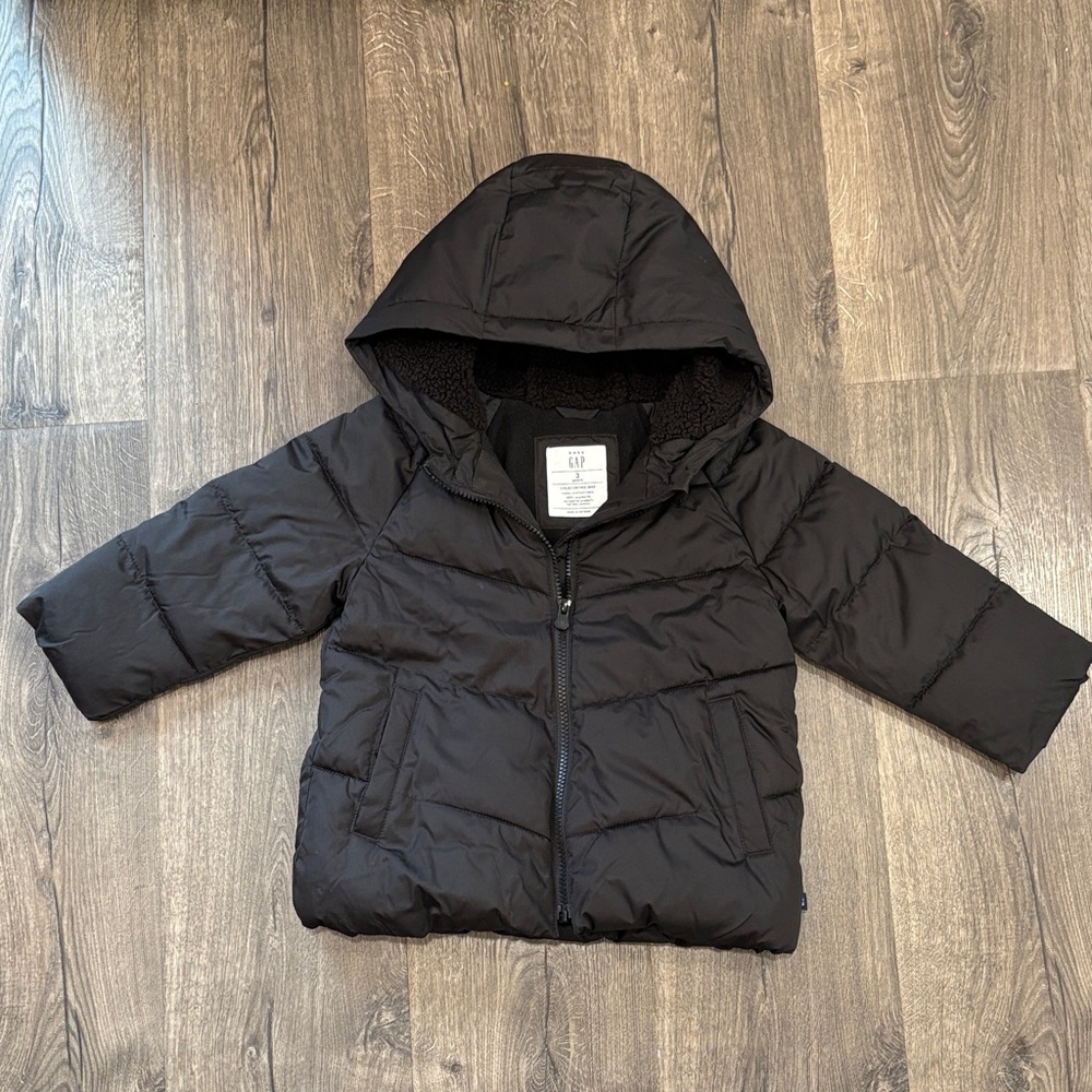 GAP Black Kids Puffer Jacket